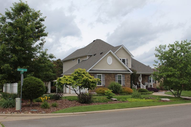 1709 Marian Ln, Murfreesboro, TN 37130