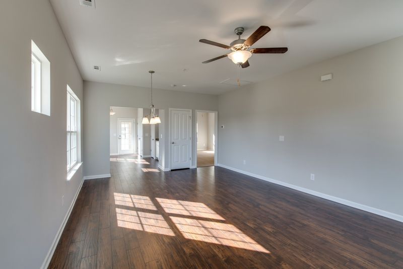 301 Dursley Ln, Spring Hill, TN 37174