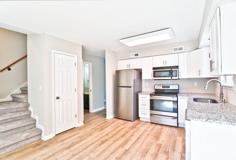 516 Westgate Blvd, Murfreesboro, TN 37128
