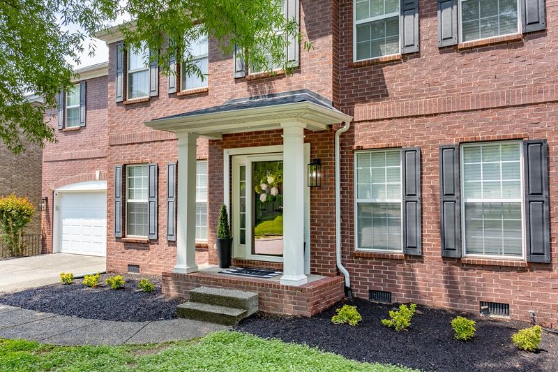 306 Forest Bend Dr, Mount Juliet, TN 37122
