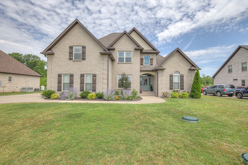 1514 Ansley Kay Dr, Christiana, TN 37037