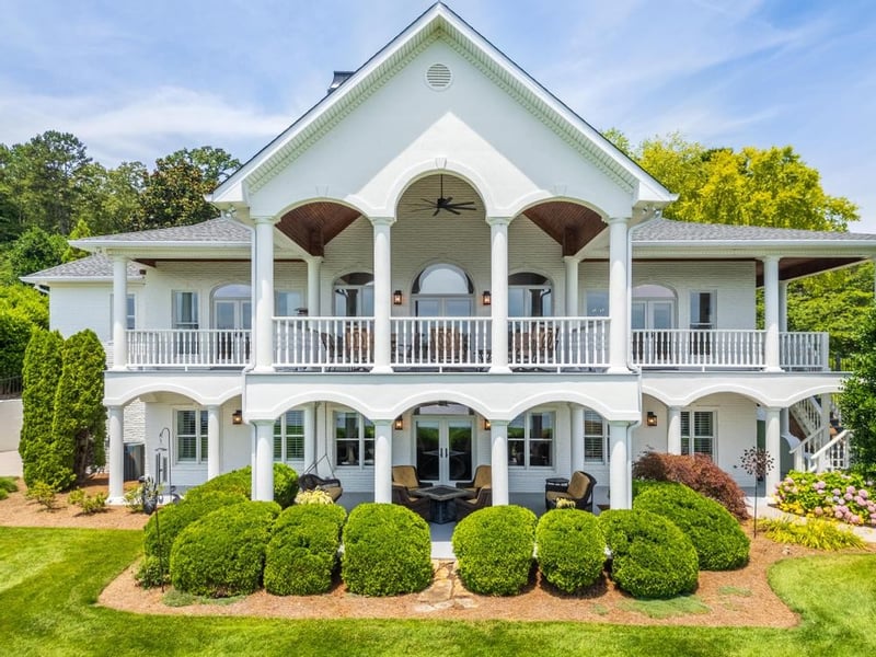 115 Blue Herron Dr, Lenoir City, TN 37772