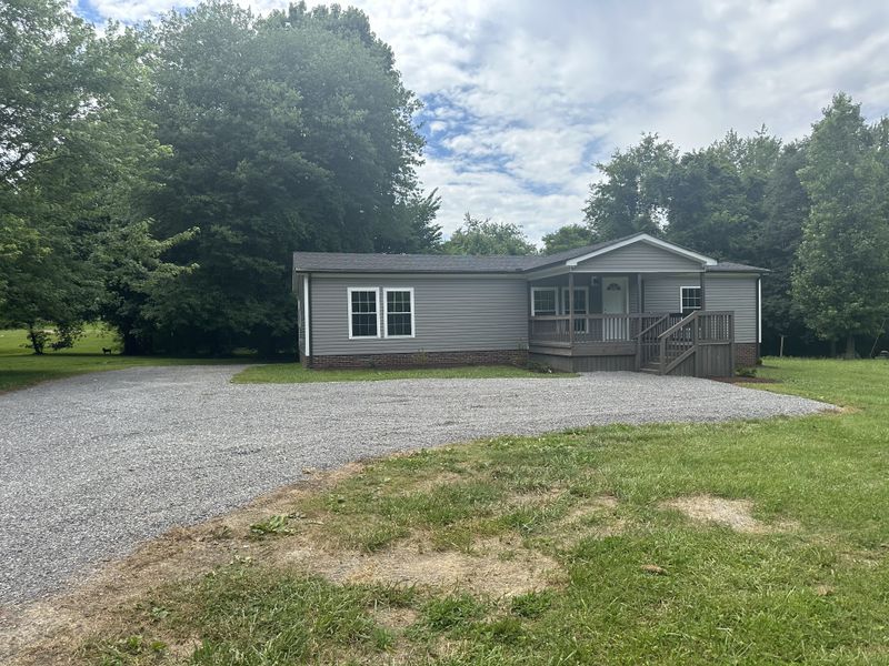 119 Cedar Ln, Portland, TN 37148
