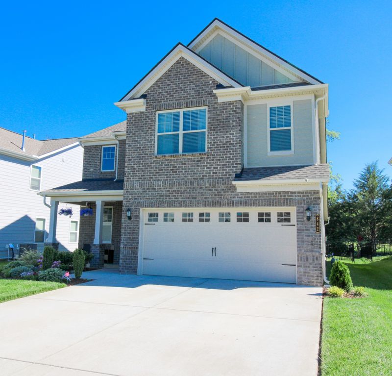 842 Lexi Ln, Murfreesboro, TN 37130