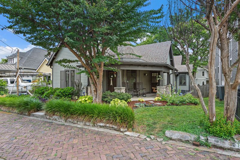319 S 11th St, Nashville, TN 37206