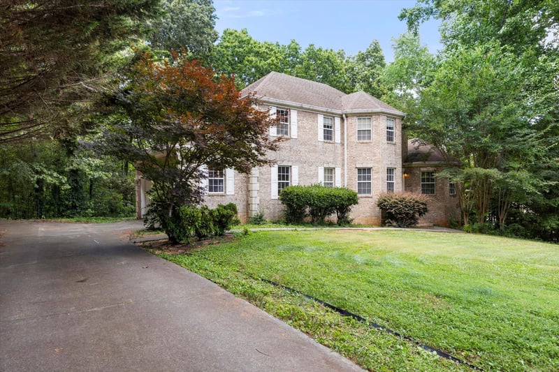3311 Robert Fuller Dr, Tunnel Hill, GA 30755