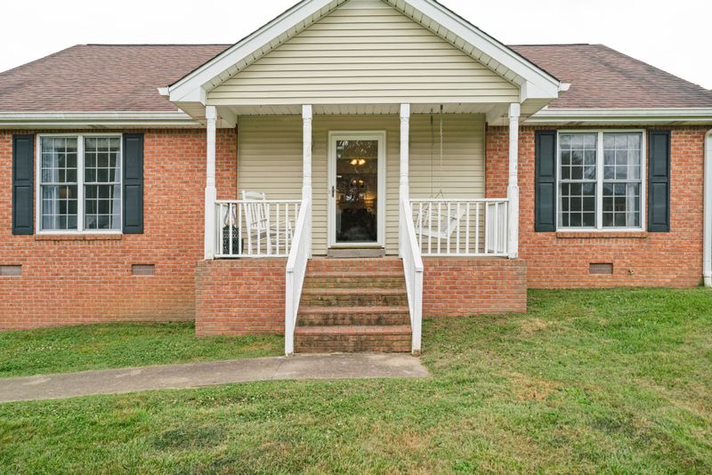 2042 Skyhawk Ct, White House, TN 37188