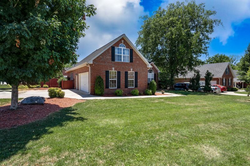 520 Jen Ct, Murfreesboro, TN 37130