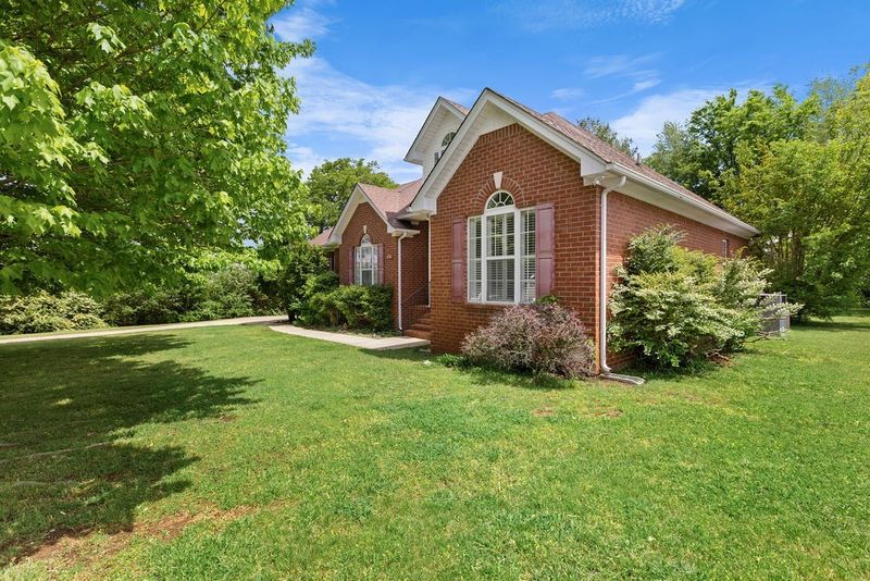 3026 Wessex Dr, Murfreesboro, TN 37129