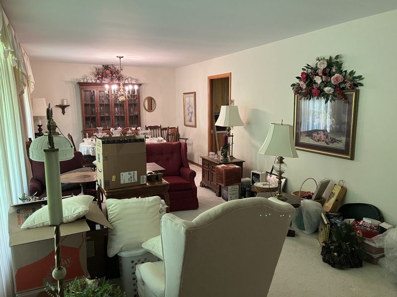 253 Old Shackle Island Rd, Hendersonville, TN 37075