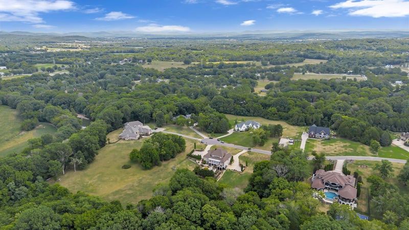 3933 Lakebrook Dr, Murfreesboro, TN 37130