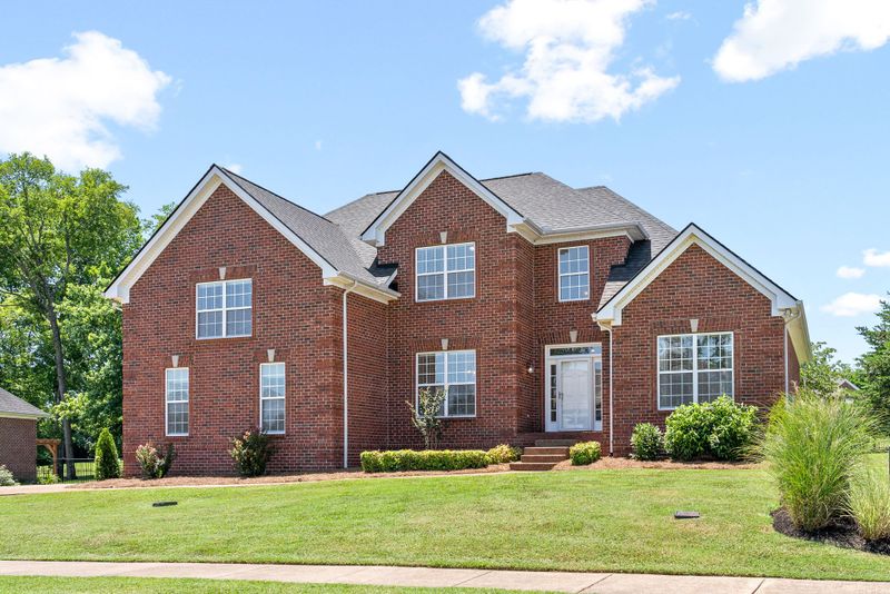 104 Clairmonte Ln, Hendersonville, TN 37075