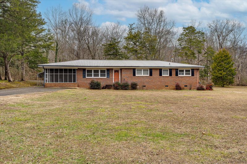 12735 N Main St, Trenton, GA 30752