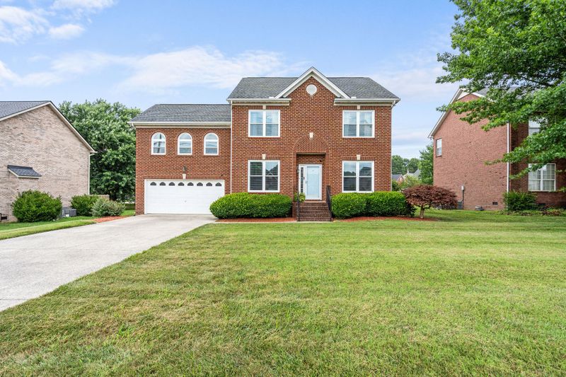 5022 Claude Dr, Smyrna, TN 37167