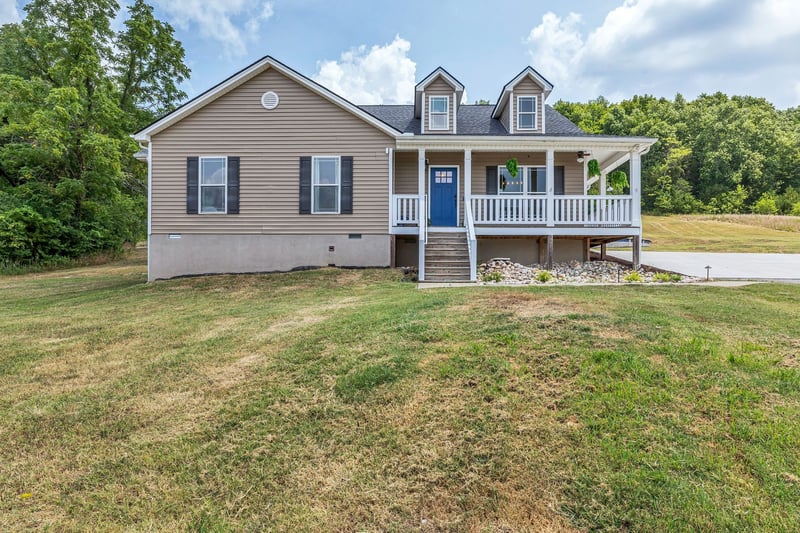 8565 Statesville Rd, Watertown, TN 37184