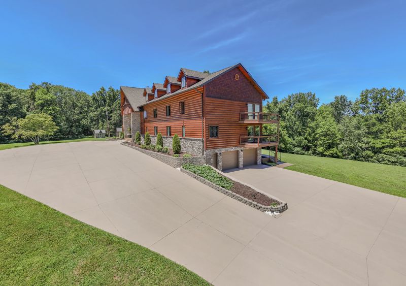 6025 Lickton Pike, Goodlettsville, TN 37072