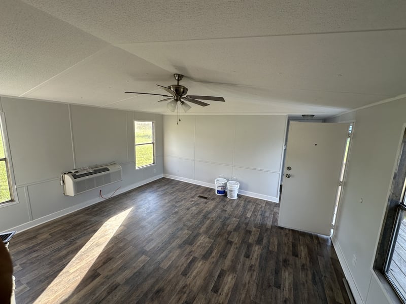 12 Young Rd, Buffalo Valley, TN 38548