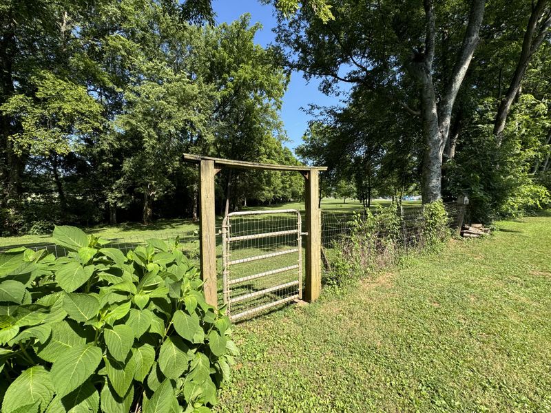3186 Jenkins Dr, Murfreesboro, TN 37128
