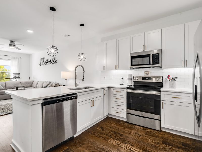 1677 54th Ave N #205, Nashville, TN 37209