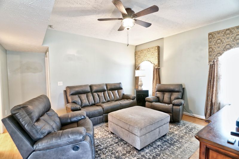 428 Drexel Ct, Murfreesboro, TN 37128