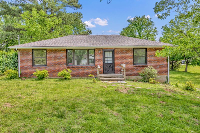 443 Heney Dr, Nashville, TN 37214