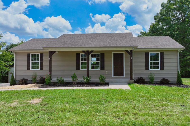 1275 Harsh Ln, Castalian Springs, TN 37031