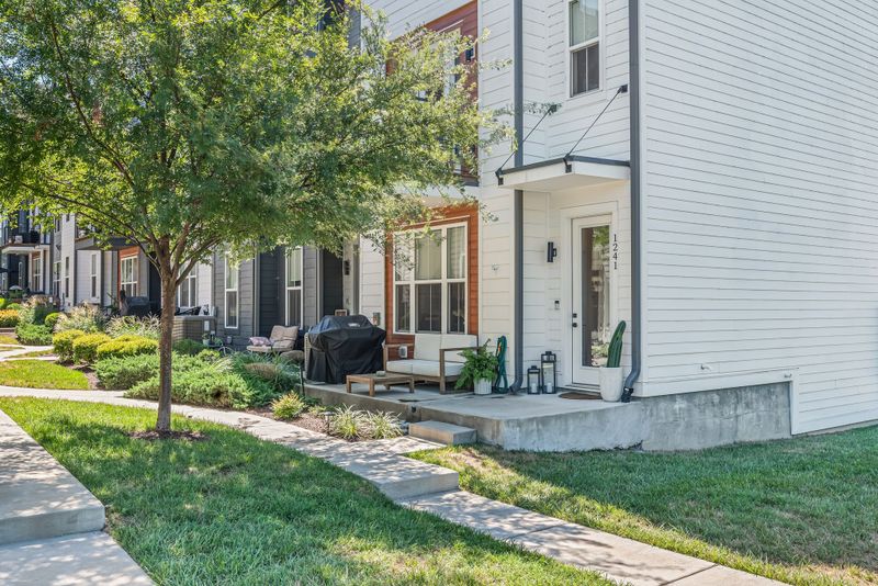 1241 Nations Dr #End, Nashville, TN 37209