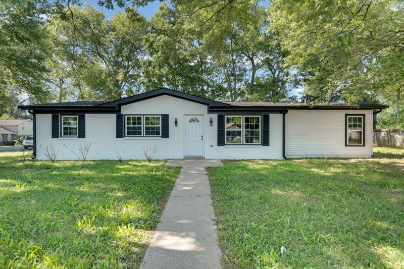 2214 Winston Pl, Murfreesboro, TN 37130
