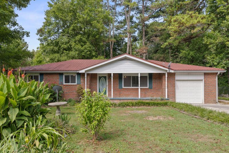 1718 Johnson Rd, Chickamauga, GA 30707