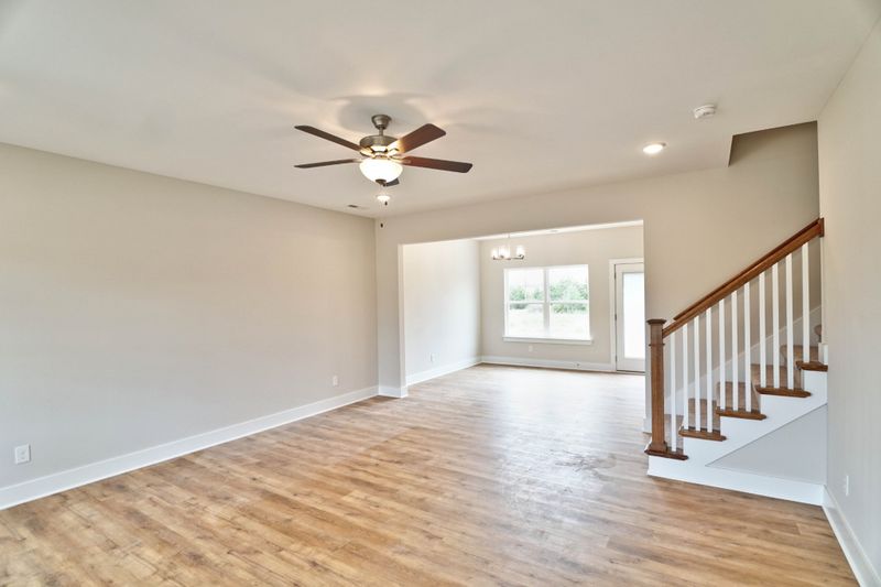 634 Vrabel Rd, Murfreesboro, TN 37130
