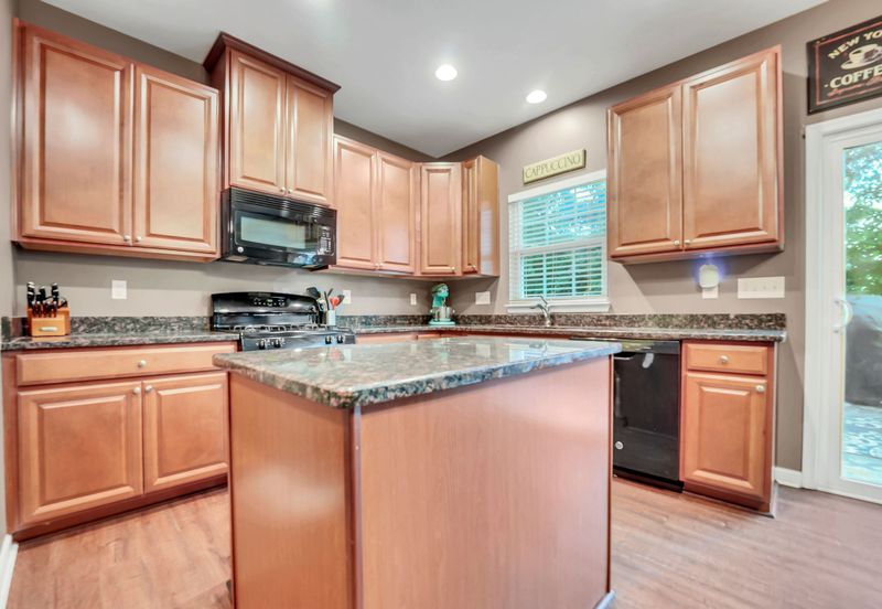 2634 Bluffton Ln, Columbia, TN 38401