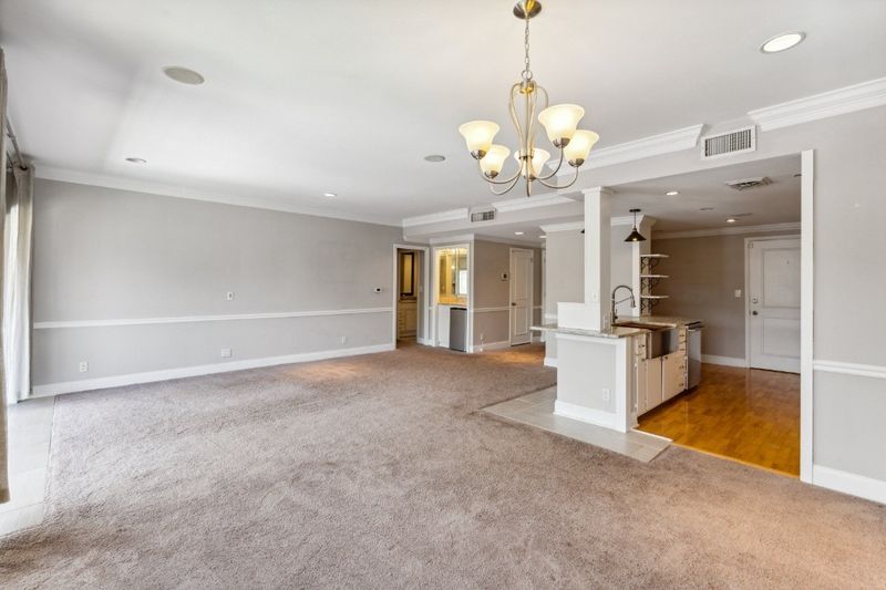 4200 W End Ave #403, Nashville, TN 37205