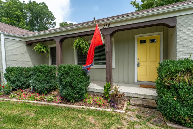 114 N Hardin Dr, Columbia, TN 38401