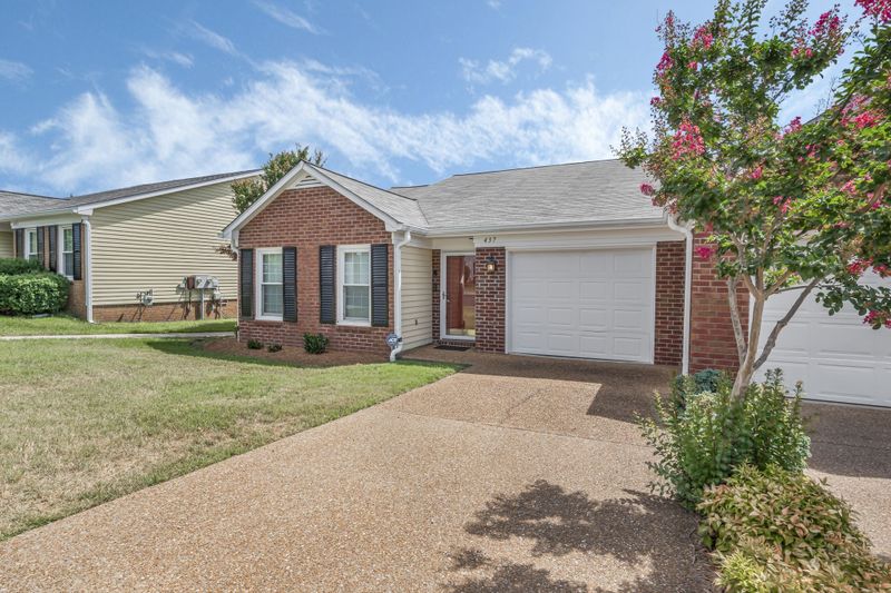 437 Siena Dr, Nashville, TN 37205