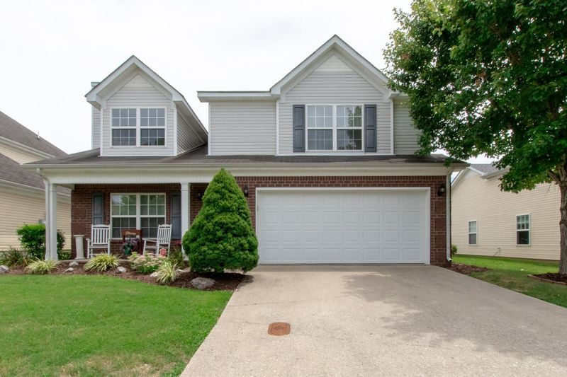 826 Kaylee Cir, Murfreesboro, TN 37128