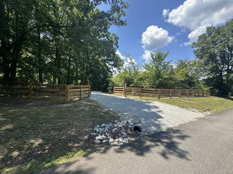 1033 Shelter Branch Rd, Cumberland Furnace, TN 37051