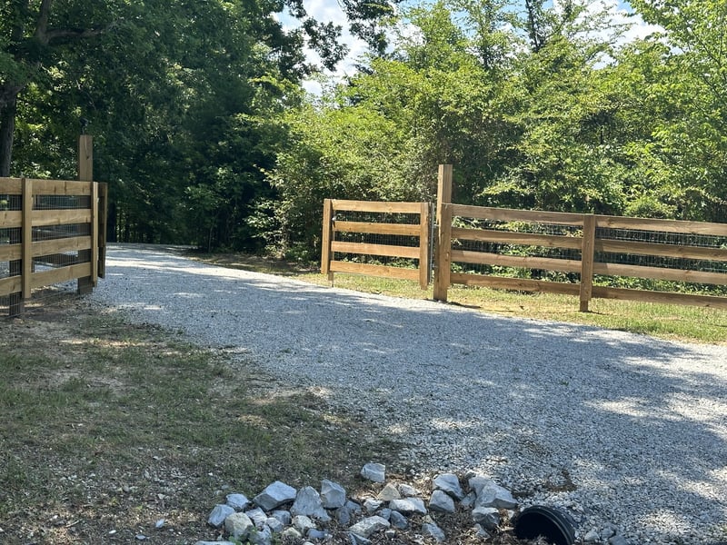 1033 Shelter Branch Rd, Cumberland Furnace, TN 37051