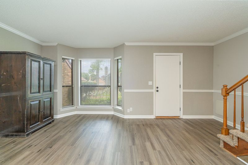 910 Old Fountain Pl, Hermitage, TN 37076
