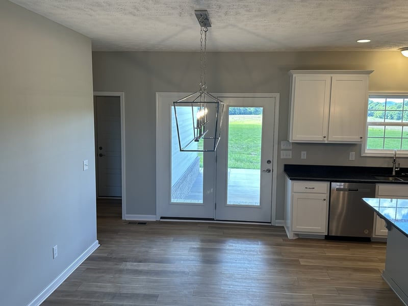 1465 Lauderdale Ln, Bethpage, TN 37022