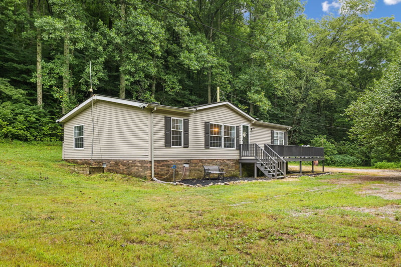 78 Austin Hollow Rd, Pleasant Shade, TN 37145