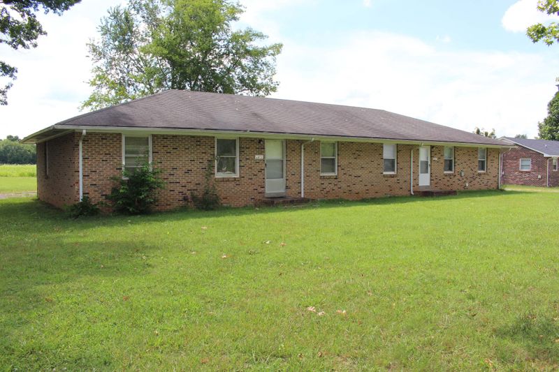 2815 Blackman Rd, Murfreesboro, TN 37129