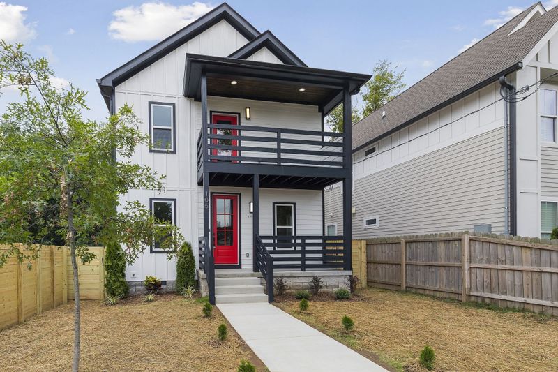 105 Lewis St, Nashville, TN 37210