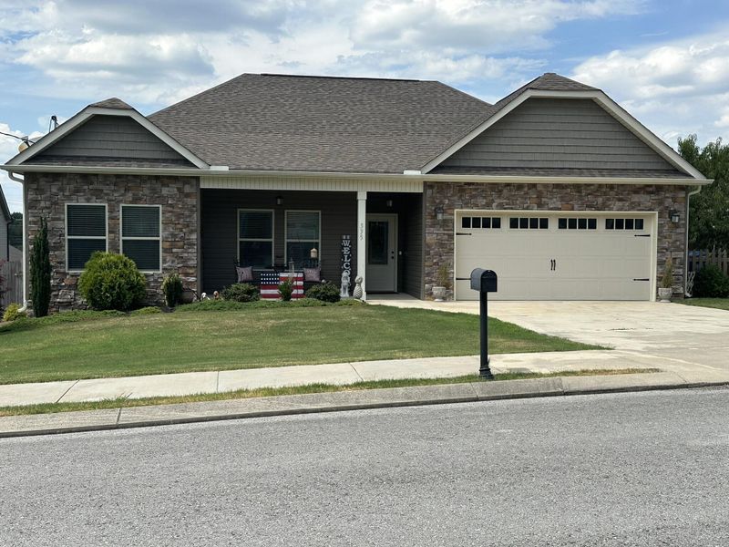 335 Franklin Cir, Fort Oglethorpe, GA 30742