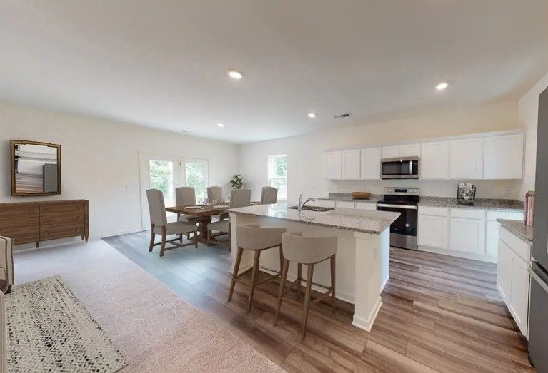 2033 Sellerback Way, Columbia, TN 38401