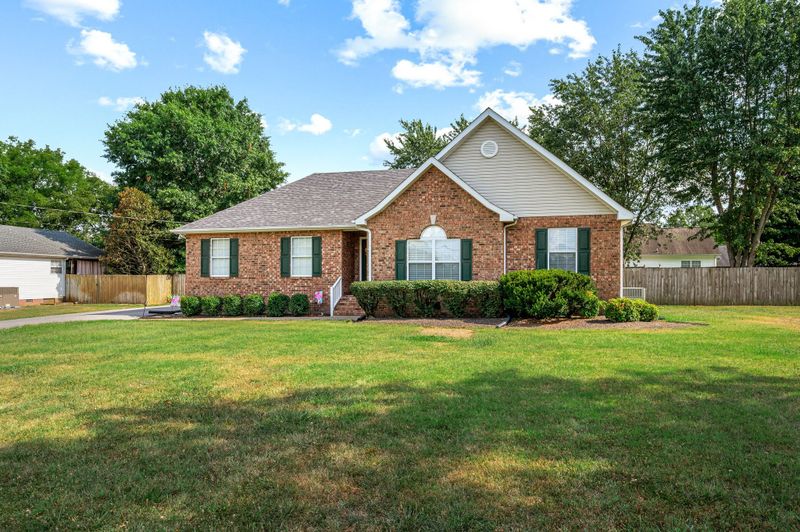303 Towbridge Dr, Murfreesboro, TN 37129