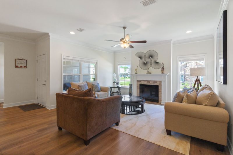 2411 Stonecenter Ln, Murfreesboro, TN 37128