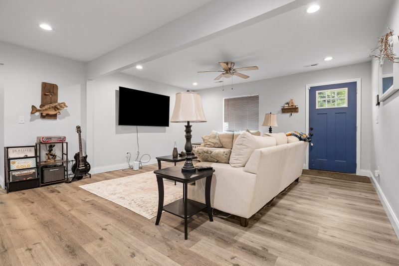 6 Bragg Cir, Rossville, GA 30741