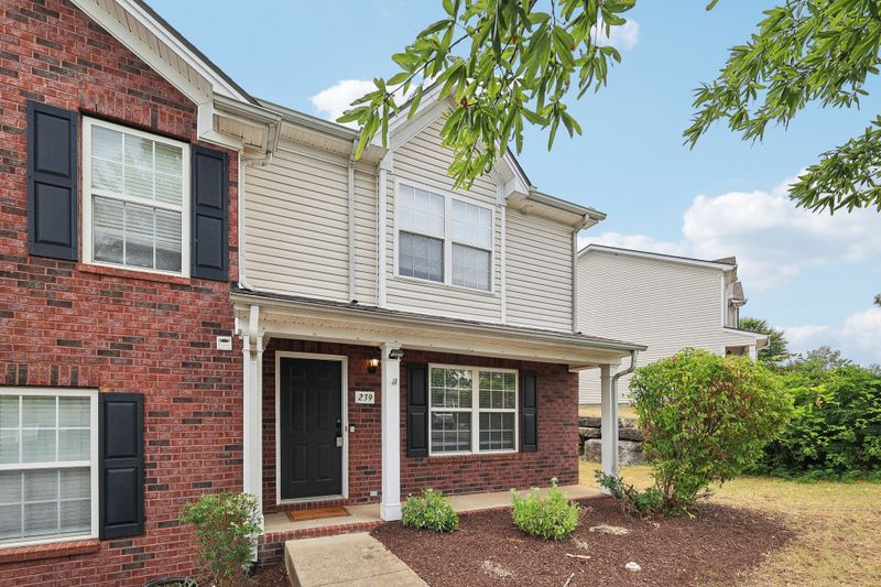 239 Buck Run Dr, Nashville, TN 37214