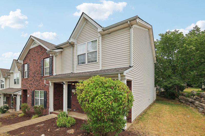 239 Buck Run Dr, Nashville, TN 37214