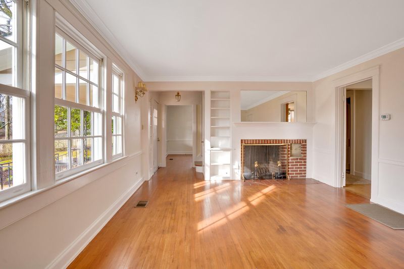 205 Hardy Rd, Lookout Mountain, GA 30750